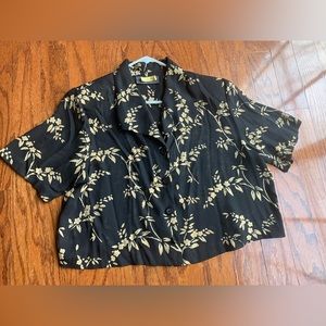 Lane Bryant Floral Crop Shirt Size 14/16